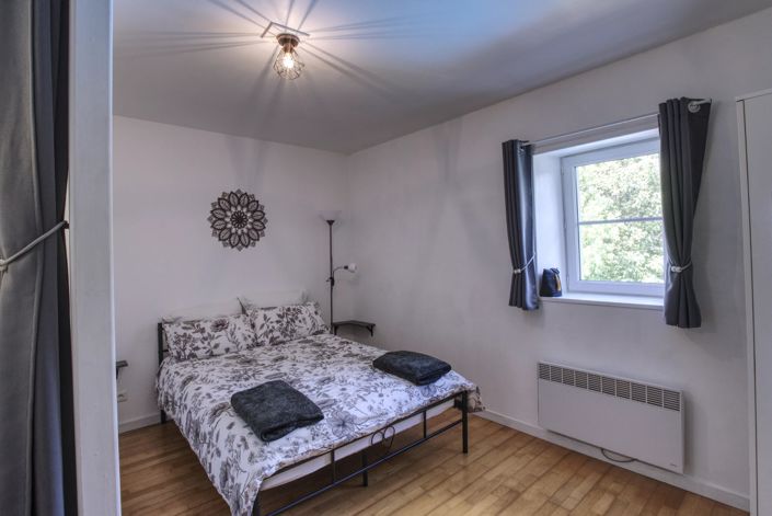 Image No.10-9 Bed House for sale