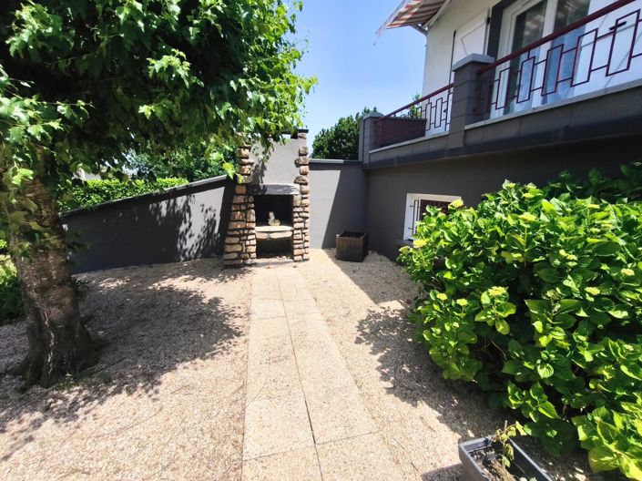 Image No.14-4 Bed House for sale