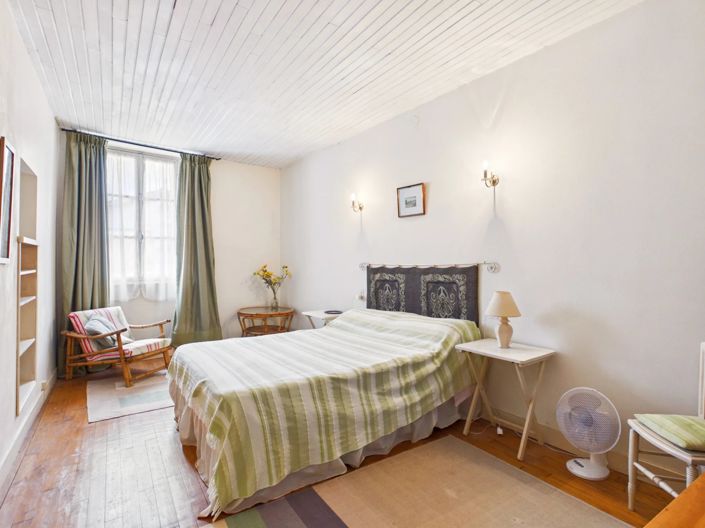 Image No.9-4 Bed House for sale