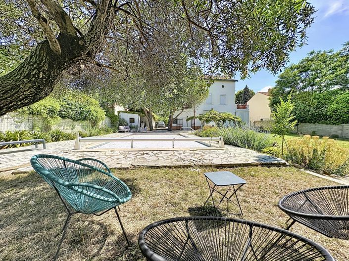 Image No.10-4 Bed House for sale