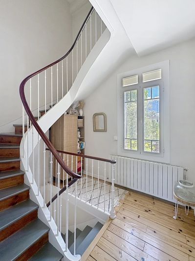 Image No.14-4 Bed House for sale
