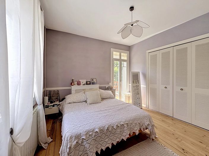 Image No.15-4 Bed House for sale