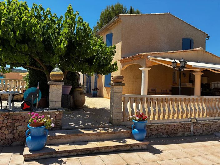 Image No.7-4 Bed House for sale