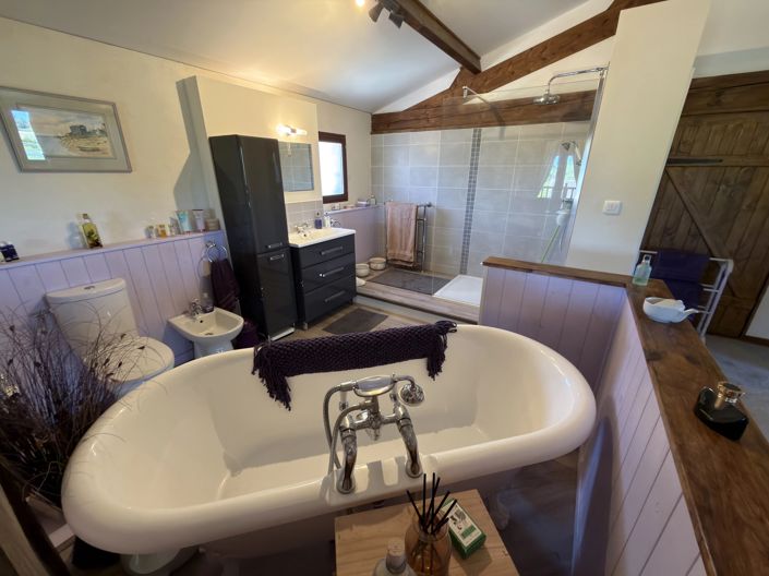 Image No.11-4 Bed House for sale