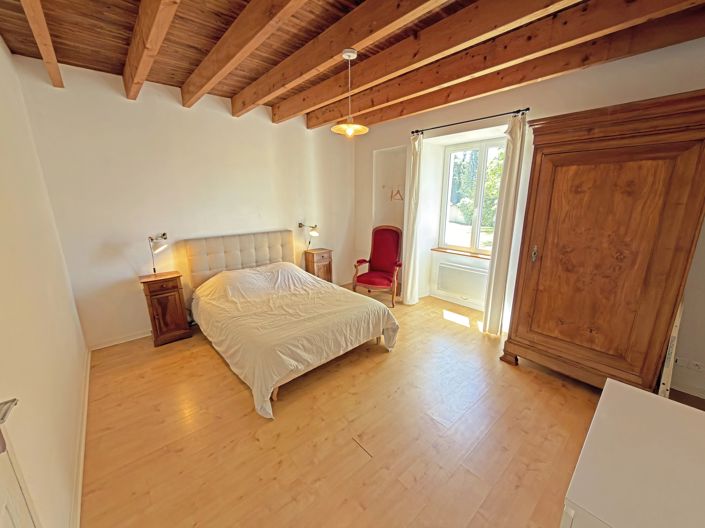 Image No.5-4 Bed House for sale