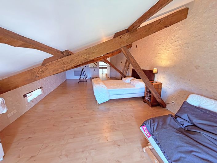 Image No.9-4 Bed House for sale