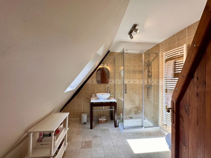 Image No.7-4 Bed House for sale