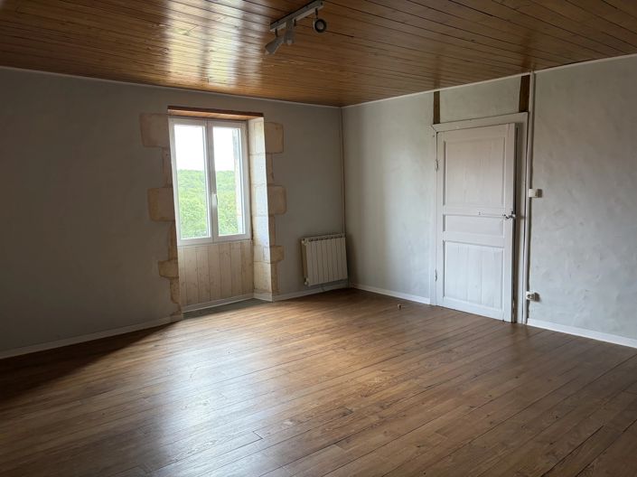Image No.9-2 Bed Village House for sale