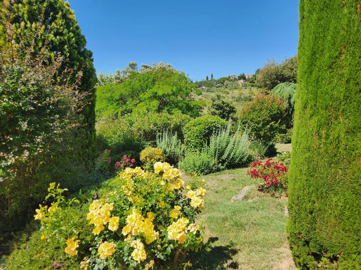 Image No.14-4 Bed House for sale