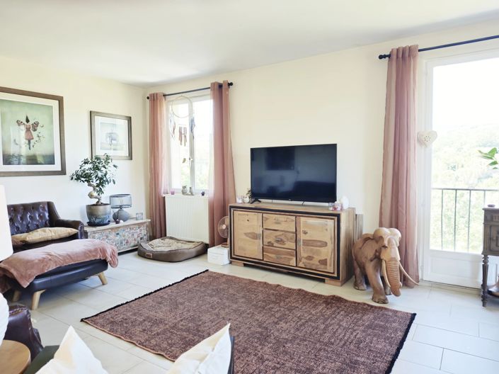 Image No.2-4 Bed House for sale