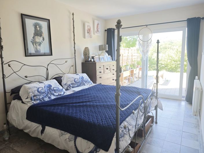 Image No.6-4 Bed House for sale