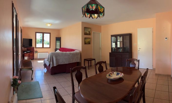 Image No.4-2 Bed House for sale