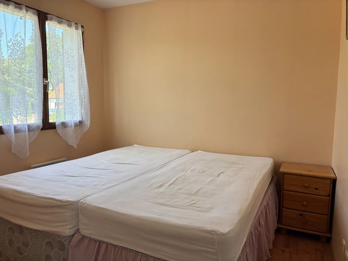 Image No.9-2 Bed House for sale