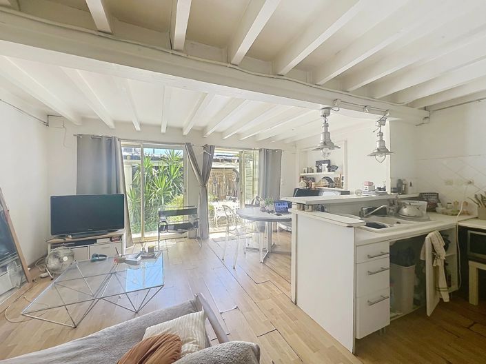 Image No.2-2 Bed House for sale