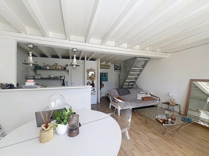 Image No.4-2 Bed House for sale