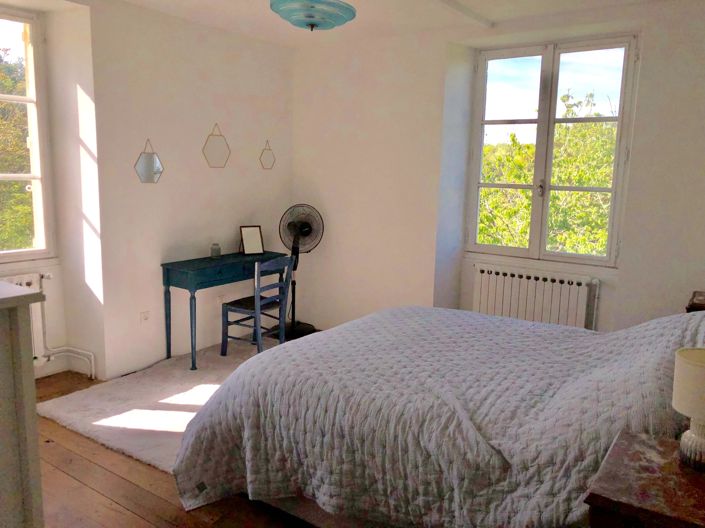 Image No.7-5 Bed House for sale