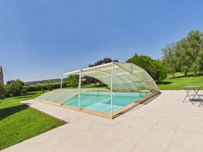 Image No.2-4 Bed House for sale