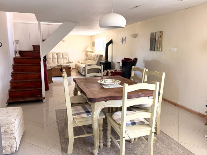 Image No.4-2 Bed House for sale