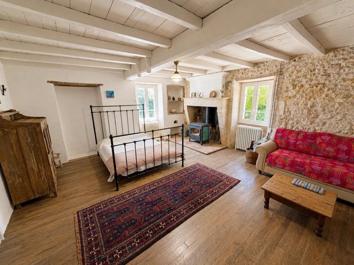 Image No.8-4 Bed House for sale