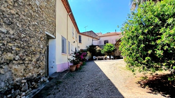 Image No.3-5 Bed House for sale