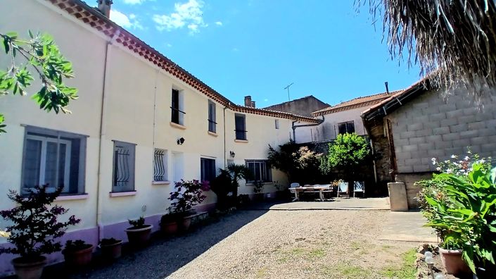 Image No.8-5 Bed House for sale