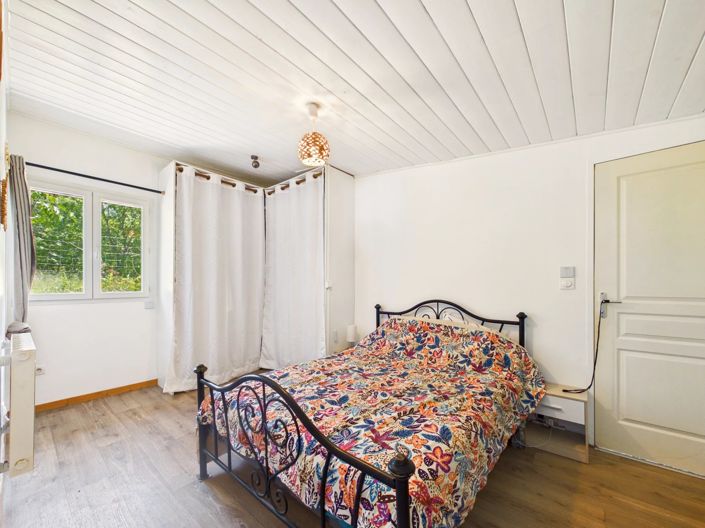 Image No.6-4 Bed House for sale