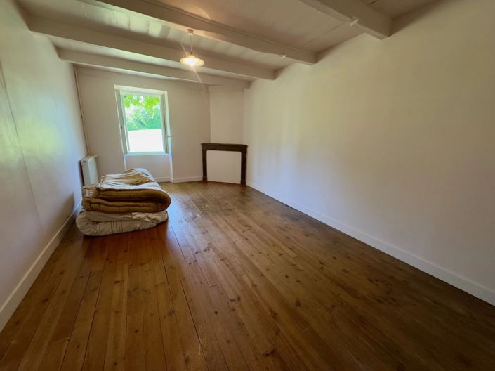 Image No.9-Ferme de 2 chambres à vendre à Saint-Laurent-de-Céris