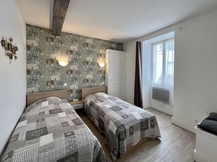 Image No.8-2 Bed Village House for sale