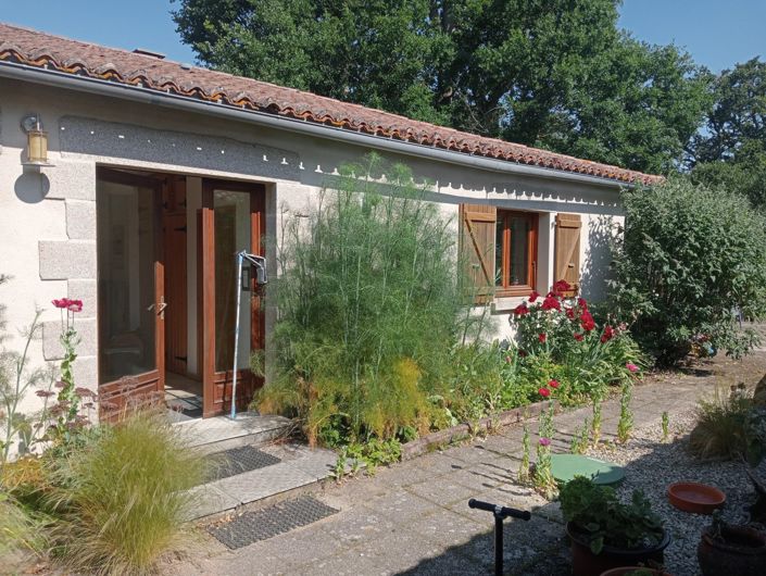 Image No.14-9 Bed Farmhouse for sale