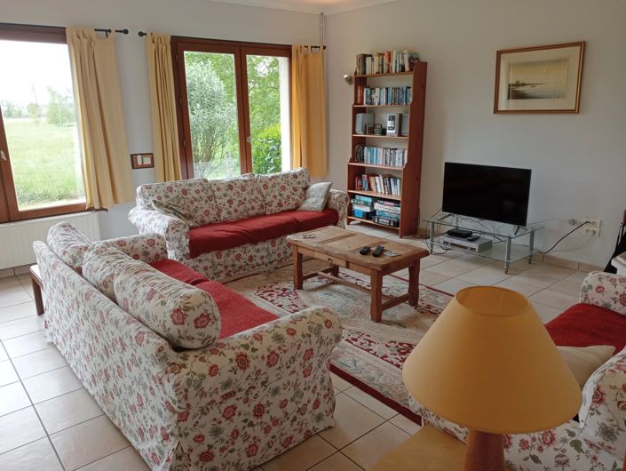 Image No.9-9 Bed Farmhouse for sale