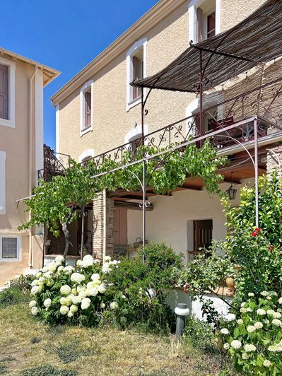 Image No.2-Maison de village de 7 chambres à vendre à Prades