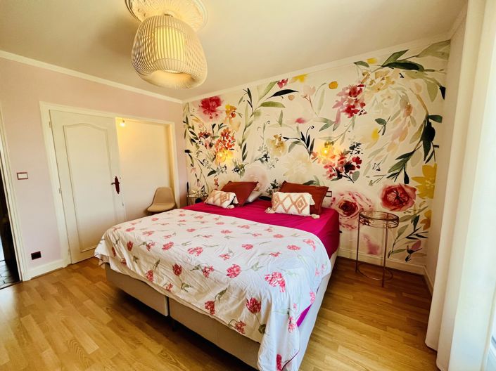Image No.6-3 Bed House for sale