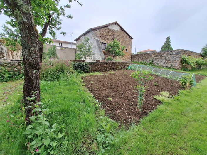 Image No.11-2 Bed House for sale