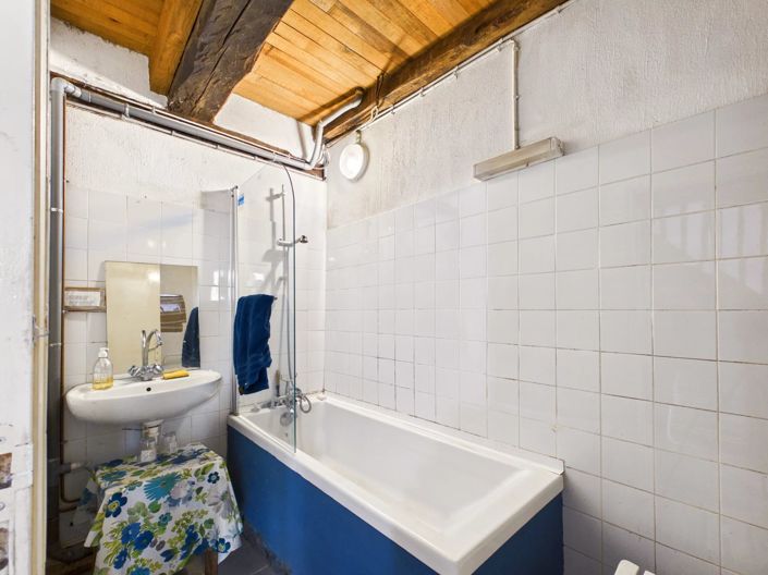 Image No.8-3 Bed House for sale