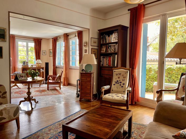Image No.3-3 Bed House for sale