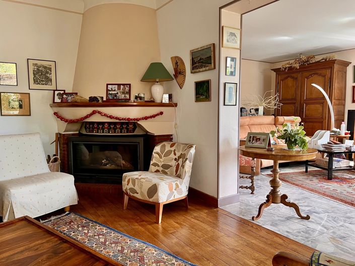 Image No.6-3 Bed House for sale