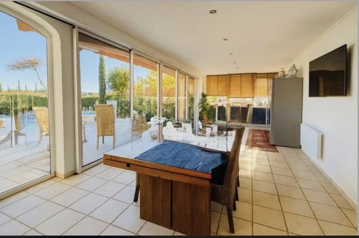 Image No.7-2 Bed House for sale