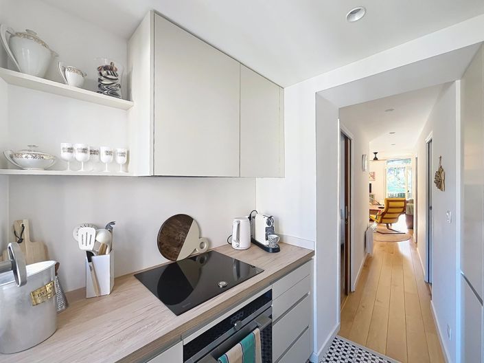 Image No.3-2 Bed Property for sale