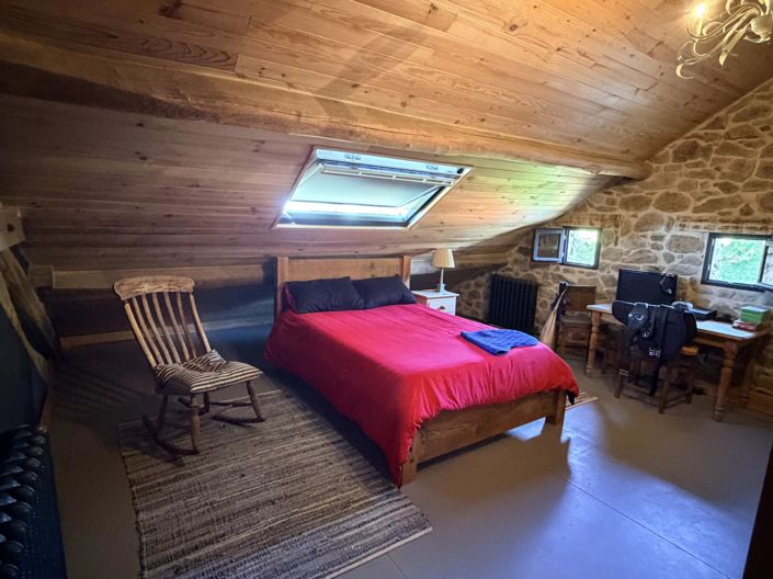 Image No.10-4 Bed House for sale