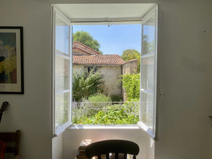 Image No.12-3 Bed House for sale