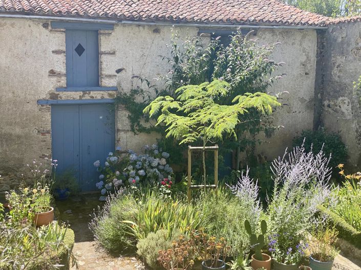 Image No.15-3 Bed House for sale