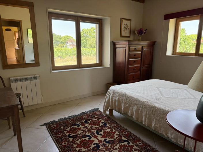 Image No.8-5 Bed House for sale