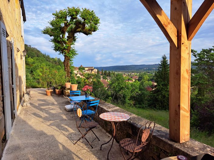 Image No.9-3 Bed Village House for sale