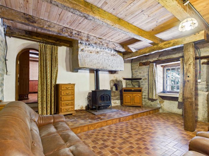 Image No.10-2 Bed House for sale
