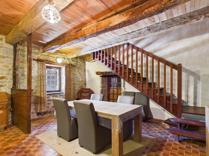 Image No.5-2 Bed House for sale