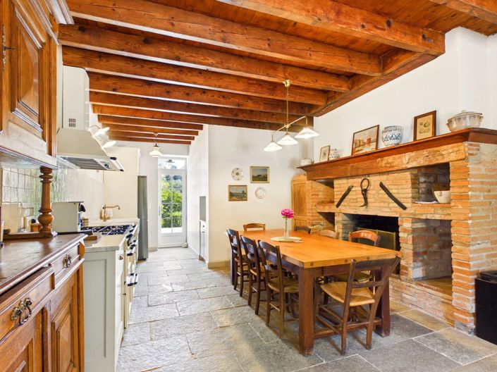 Image No.4-5 Bed House for sale
