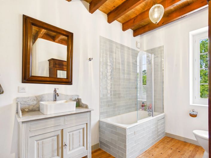 Image No.9-5 Bed House for sale