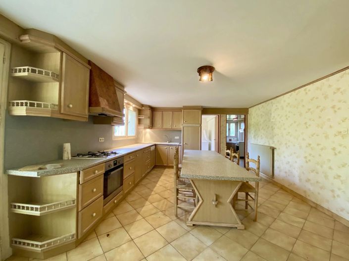 Image No.3-4 Bed House for sale