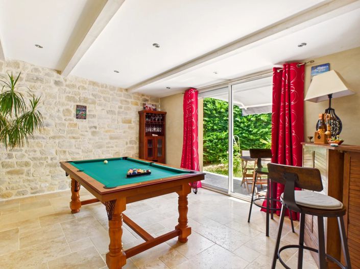 Image No.5-6 Bed House for sale