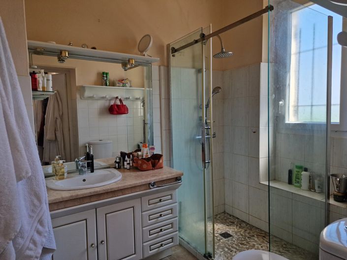 Image No.13-8 Bed House for sale
